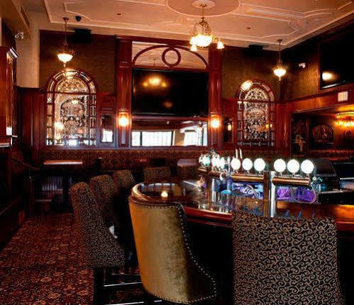 Strathcona Hotel Victoria